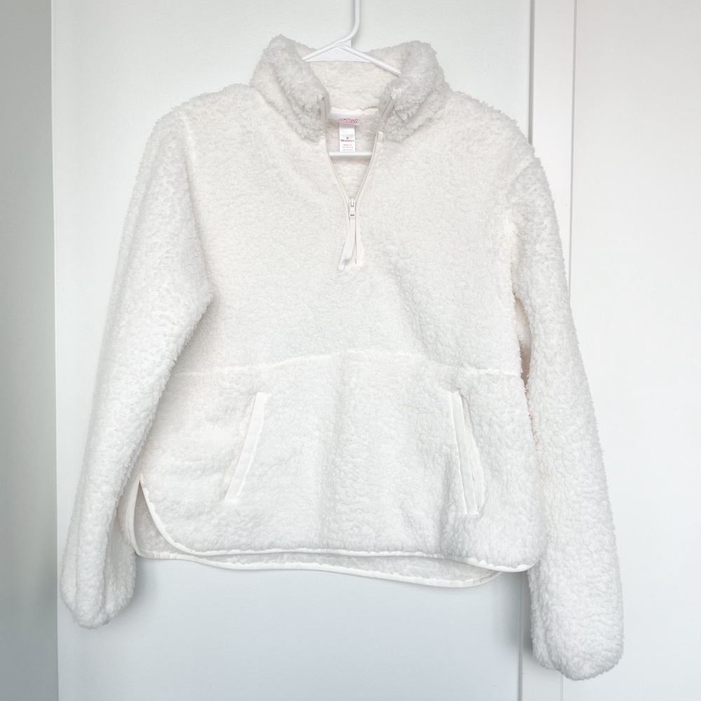 White super soft sweatshirt